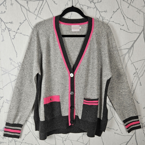 Brodie Cashmere 100% Cashmere Button Front Varsity Pop Cardigan - Picture 2 of 7